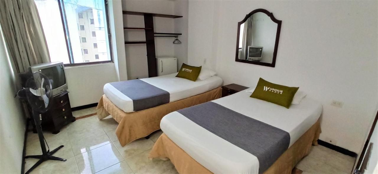Hotel Windsor Plaza - Downtown กาลี ภายนอก รูปภาพ