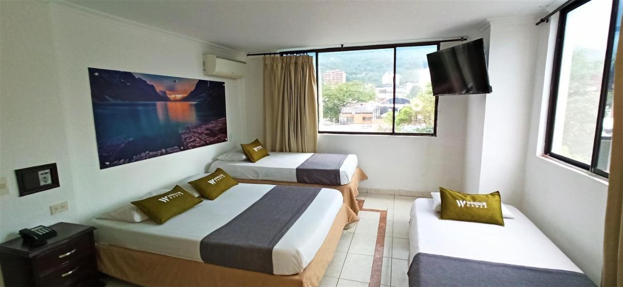 Hotel Windsor Plaza - Downtown กาลี ภายนอก รูปภาพ
