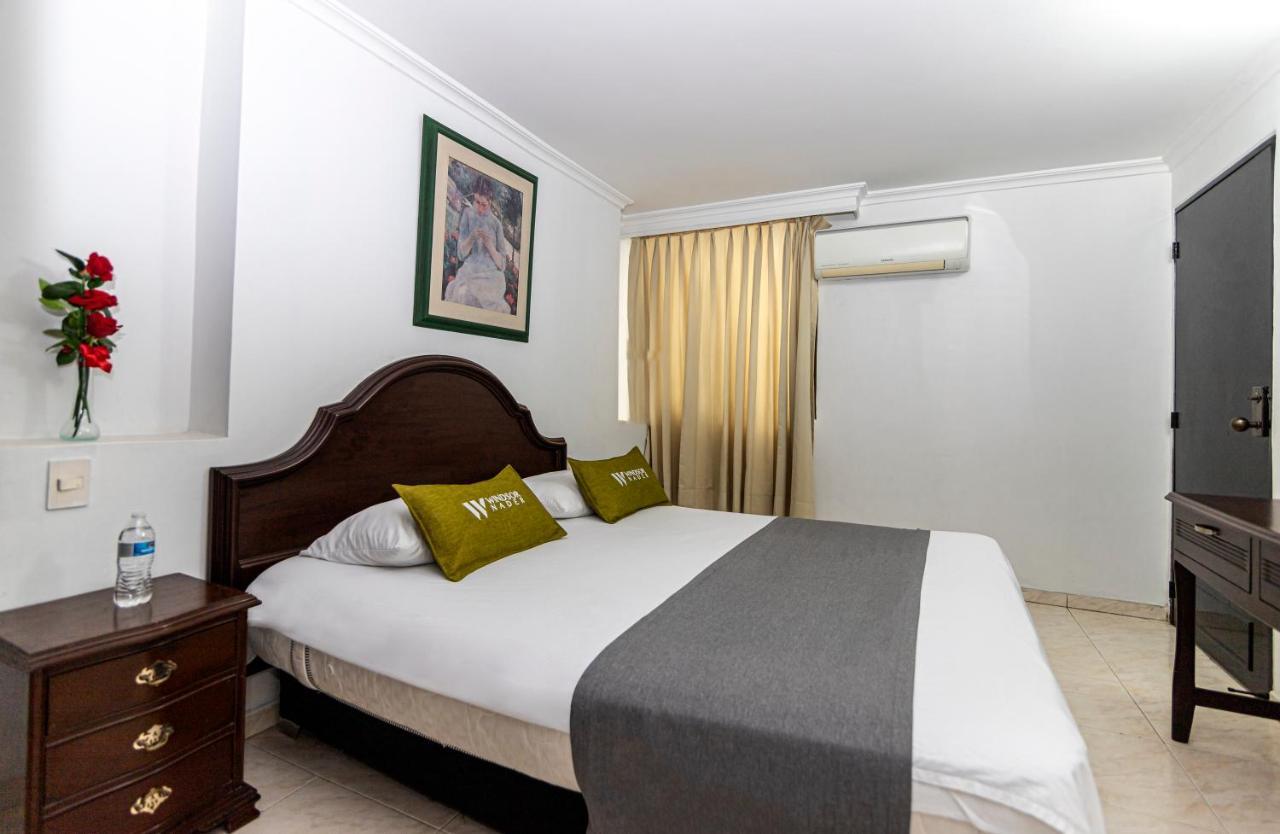 Hotel Windsor Plaza - Downtown กาลี ภายนอก รูปภาพ