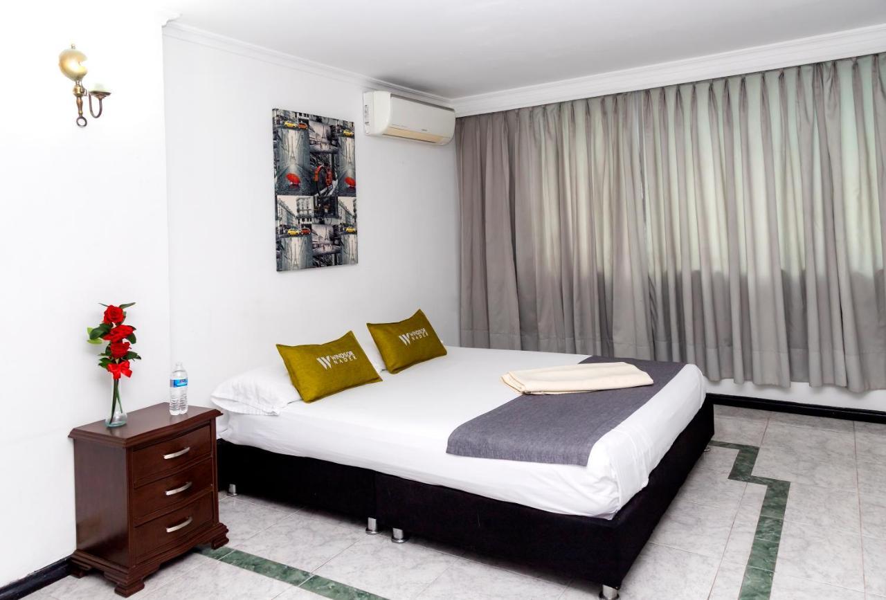Hotel Windsor Plaza - Downtown กาลี ภายนอก รูปภาพ