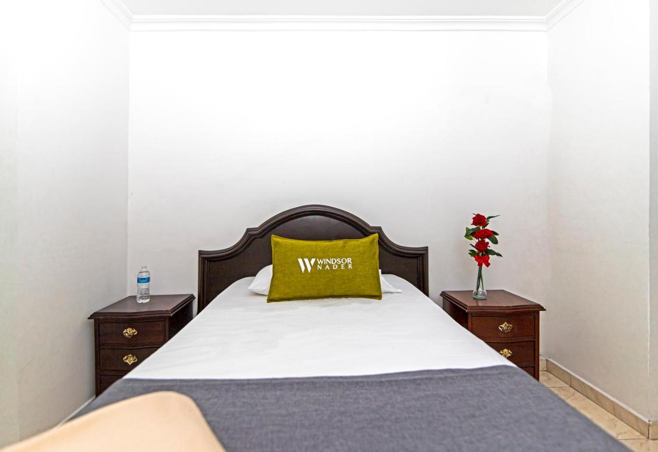 Hotel Windsor Plaza - Downtown กาลี ภายนอก รูปภาพ