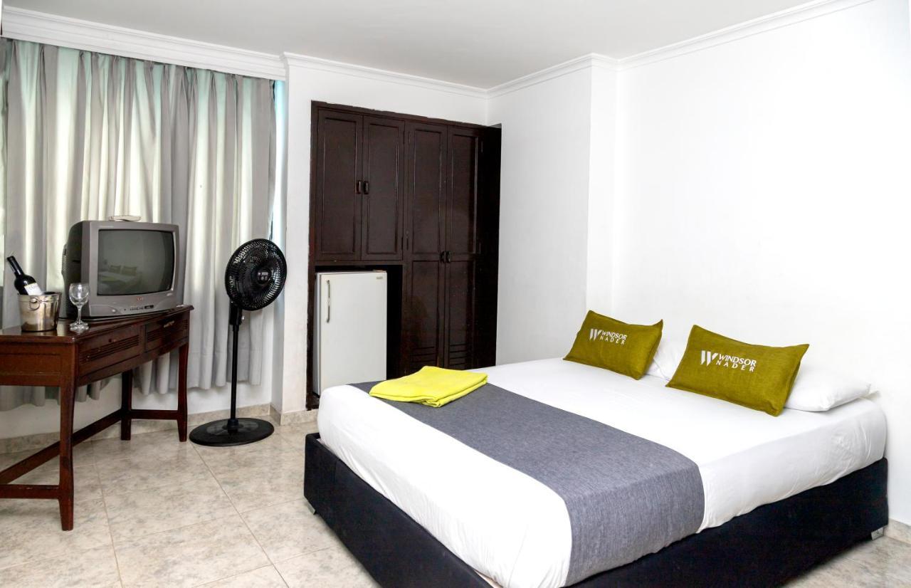 Hotel Windsor Plaza - Downtown กาลี ภายนอก รูปภาพ
