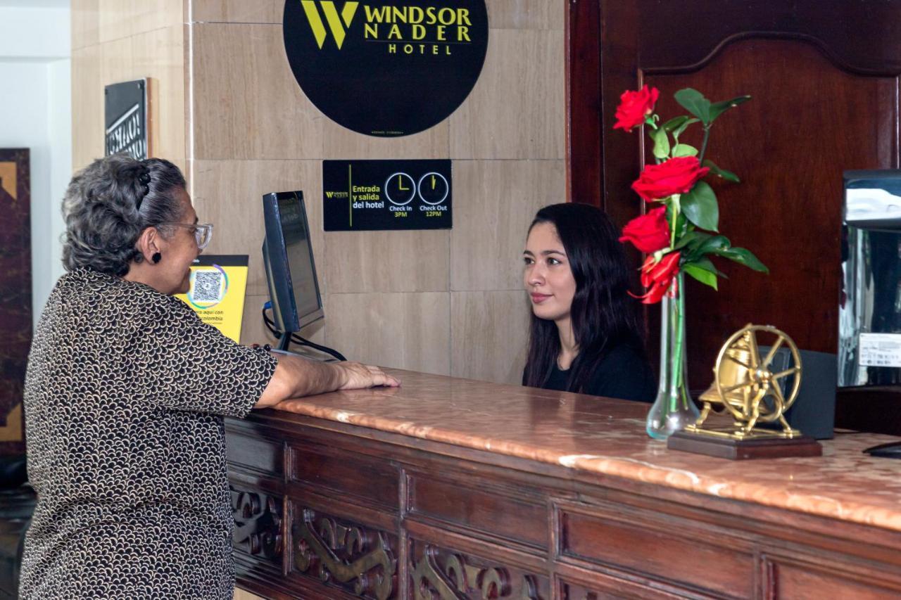 Hotel Windsor Plaza - Downtown กาลี ภายนอก รูปภาพ