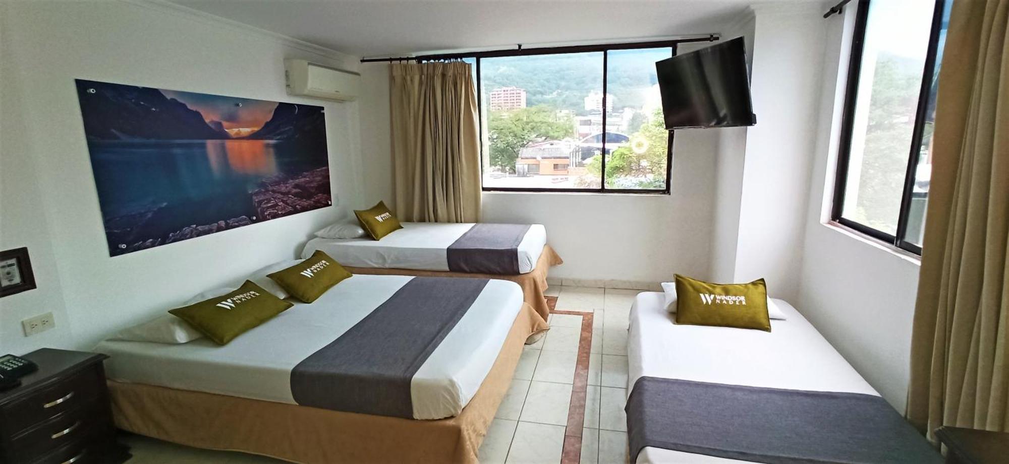 Hotel Windsor Plaza - Downtown กาลี ภายนอก รูปภาพ